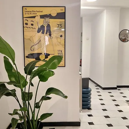 Contemporary Comfort In * ג'נובה