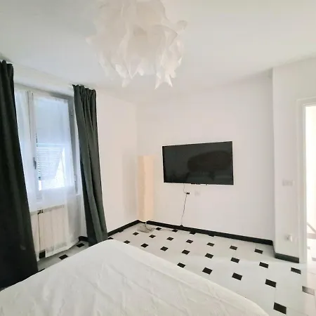 Contemporary Comfort In Apartment Genoa